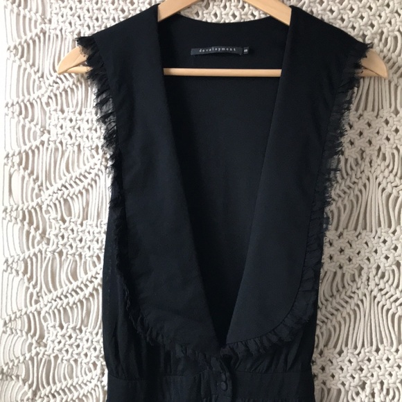 Development one button closure, plunge neck boho vintage style dress w/s… - Picture 3 of 8